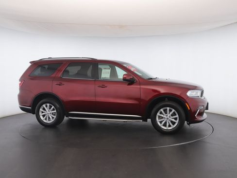 Used 2021 Dodge Durango SXT image 31
