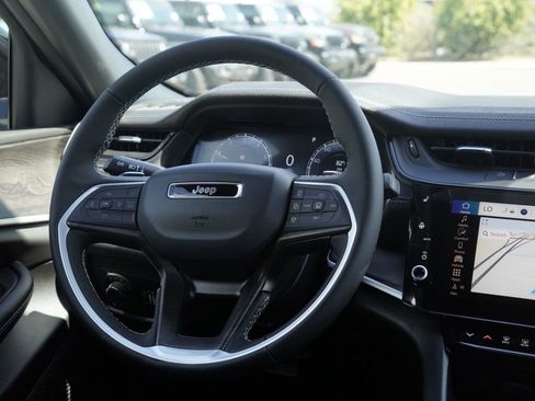 New 2026 Jeep Grand Cherokee Altitude image 29