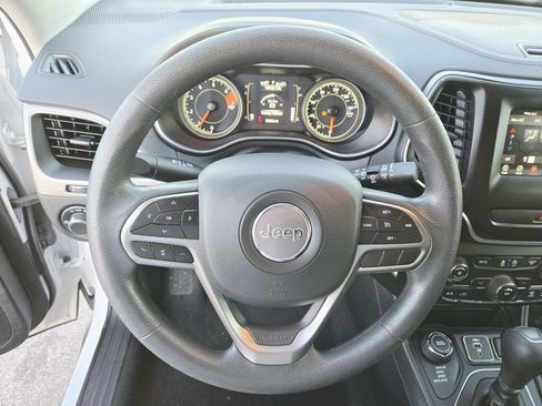 Used 2021 Jeep Cherokee Latitude image 20