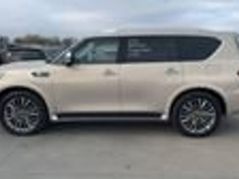 Used 2019 INFINITI QX80 Luxe w/ Proactive Package image 15