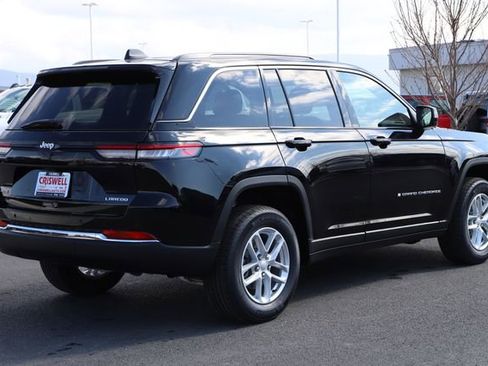New 2026 Jeep Grand Cherokee Laredo AWD/4WD image 5