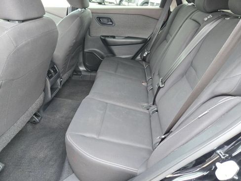 Used 2023 Nissan Rogue S AWD/4WD image 14