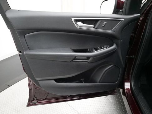 Used 2020 Ford Edge SEL w/ Cold Weather Package AWD/4WD image 28