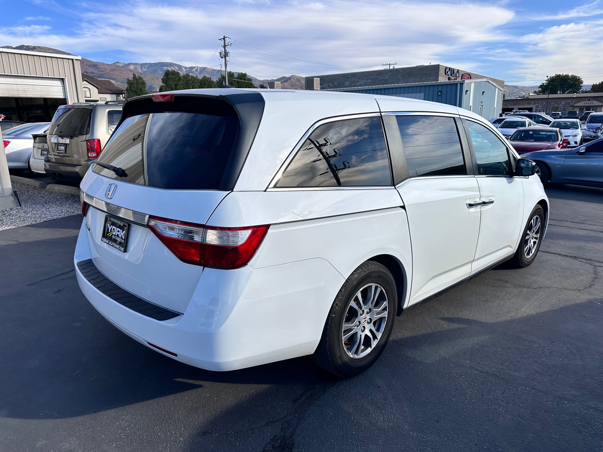 Used 2013 Honda Odyssey EX-L image 3