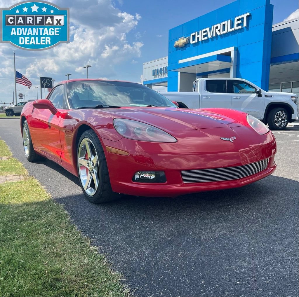 Used 2006 Chevrolet Corvette Coupe w/ Preferred Equipment Group RWD image 1