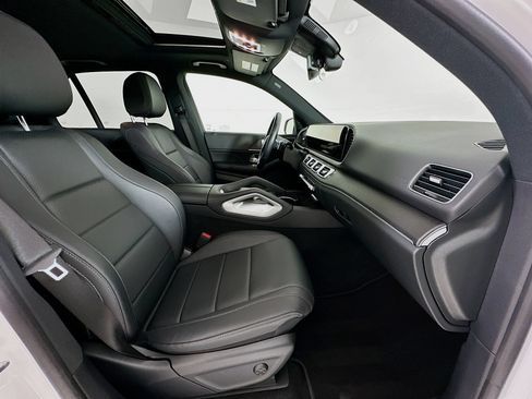 Certified 2025 Mercedes-Benz GLE 350 4MATIC image 31