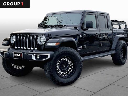 Used 2021 Jeep Gladiator Overland image 1