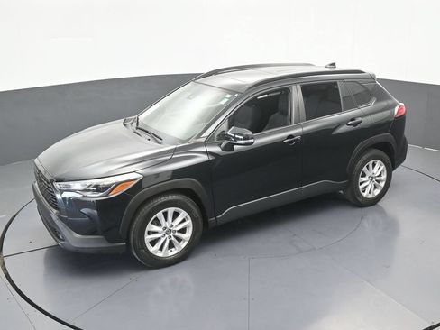 Used 2022 Toyota Corolla Cross LE w/ Moonroof Package FWD image 41