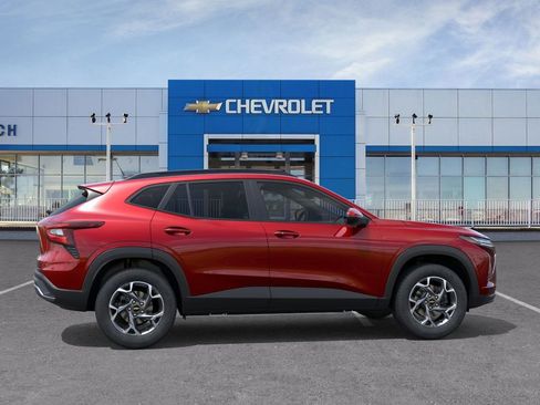 New 2026 Chevrolet Trax LT image 5