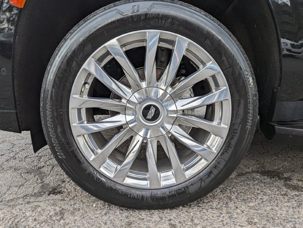 Used 2022 Cadillac Escalade Premium Luxury RWD image 53
