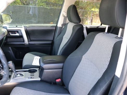 Used 2015 Toyota 4Runner SR5 RWD image 12