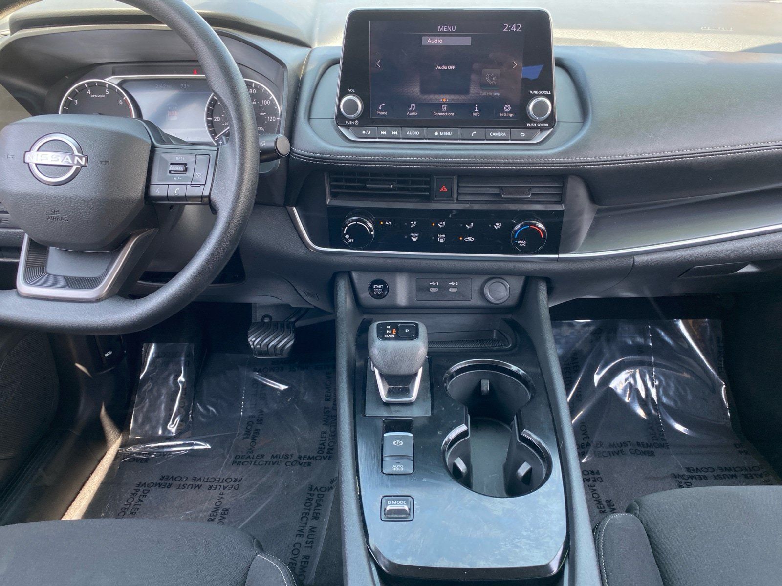 Used 2025 Nissan Rogue S FWD image 11