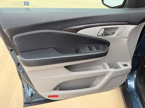 Used 2017 Honda Pilot EX-L image 12