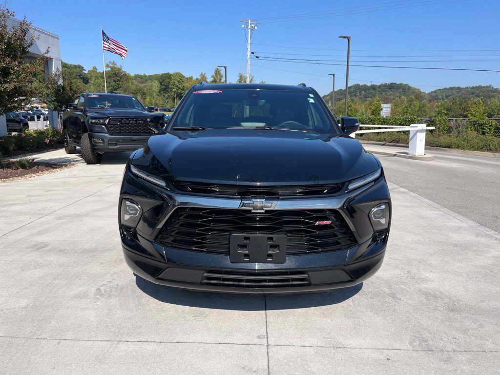 Used 2024 Chevrolet Blazer RS w/ Driver Confidence II Package AWD/4WD image 32
