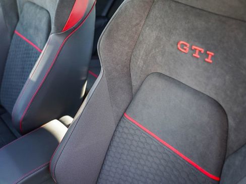 New 2026 Volkswagen GTI SE image 33