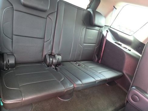 Used 2016 GMC Yukon SLT w/ Open Road Package AWD/4WD image 13