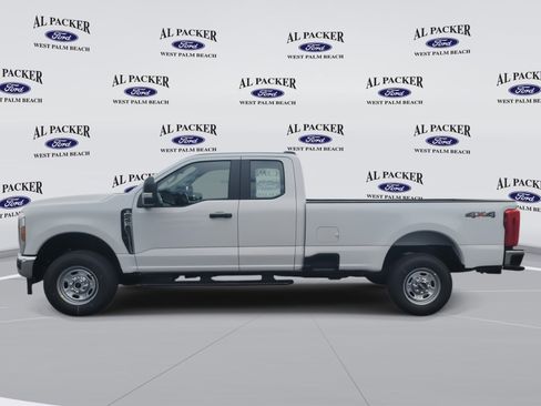 Used 2026 Ford F250 XL w/ XL Chrome Package image 2