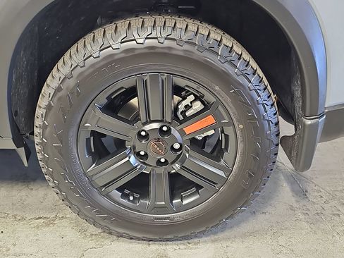 New 2026 Nissan Rogue SV AWD/4WD image 12