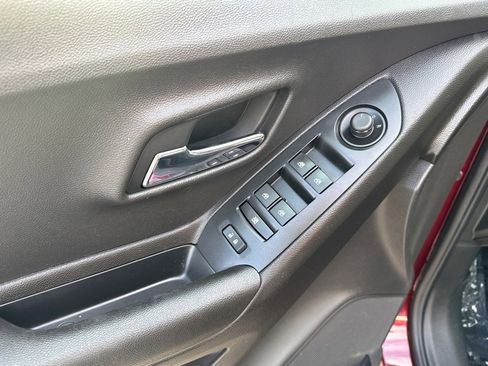 Used 2016 Chevrolet Trax LS image 7