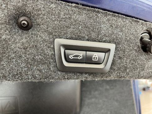 Used 2016 BMW 550i xDrive Sedan image 39