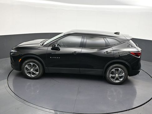 Used 2023 Chevrolet Blazer LT FWD image 17