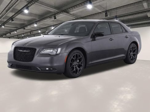 Used 2022 Chrysler 300 S RWD image 1