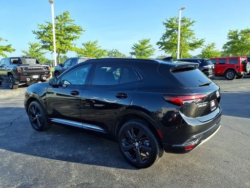 Used 2023 Buick Envision Essence w/ Sport Touring Package FWD image 9