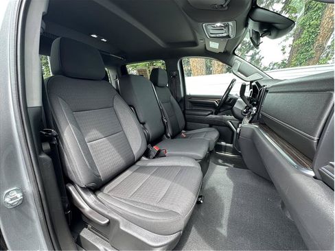 Used 2023 Chevrolet Silverado 1500 LT AWD/4WD image 15