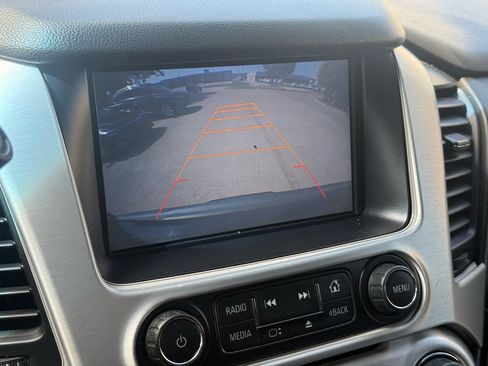 Used 2015 GMC Yukon SLE w/ Convenience Package RWD image 9