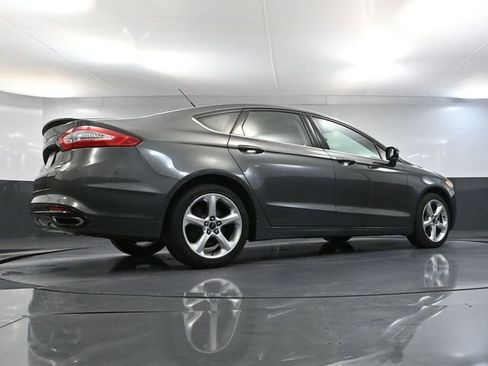 Used 2016 Ford Fusion SE w/ Equipment Group 201A image 47