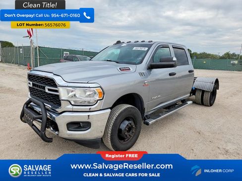 Used 2021 RAM 3500 Tradesman w/ Chrome Appearance Group AWD/4WD image 3