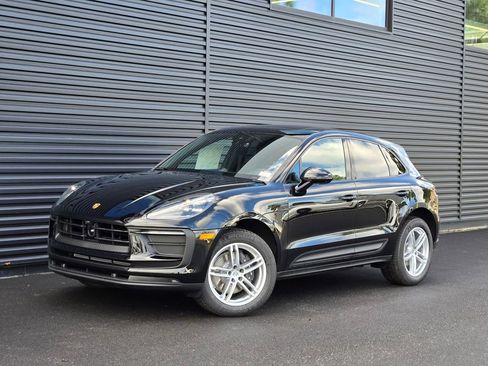 New 2026 Porsche Macan image 1