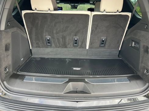 Used 2025 Cadillac Escalade Sport Platinum w/ LPO, ONYX Package image 26