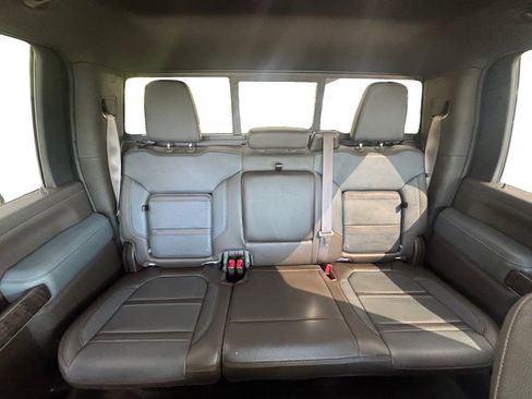 Used 2022 GMC Sierra 2500 Denali w/ Denali Ultimate Package image 18