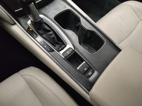 Used 2020 Honda Accord EX-L image 26