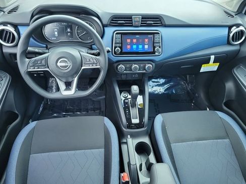 Used 2025 Nissan Versa SV w/ Trunk Package FWD image 15