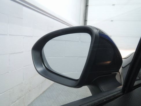 Used 2017 Chevrolet Cruze LS image 22