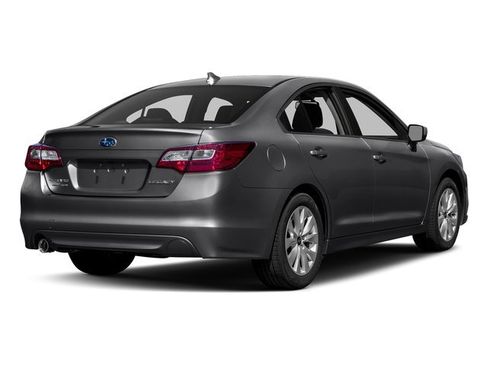 Used 2017 Subaru Legacy 2.5i Premium image 2