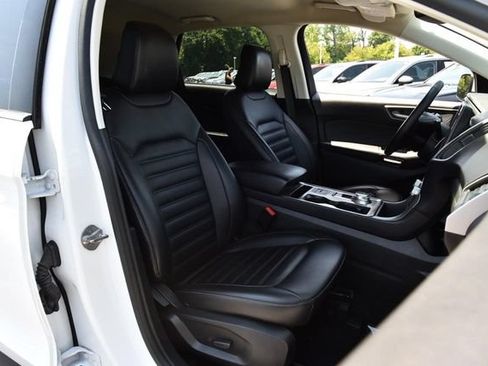 Used 2022 Ford Edge SEL AWD/4WD image 19