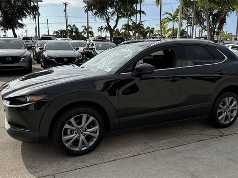 Used 2022 MAZDA CX-30 AWD 2.5 S w/ Premium Package image 11