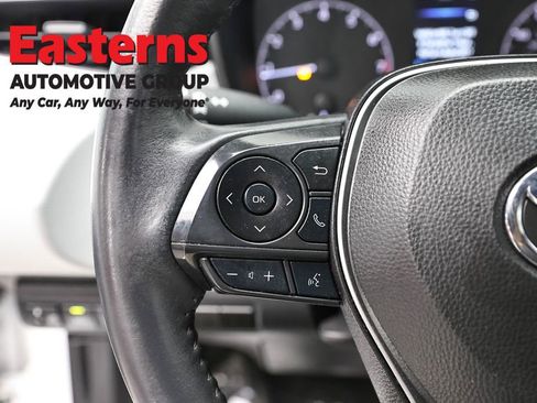 Used 2024 Toyota Corolla SE FWD image 15