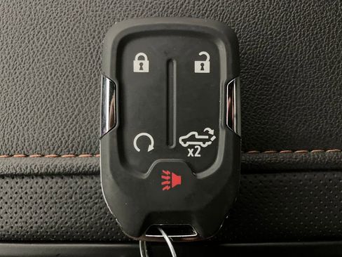 Used 2021 GMC Sierra 1500 AT4 w/ Technology Package image 34