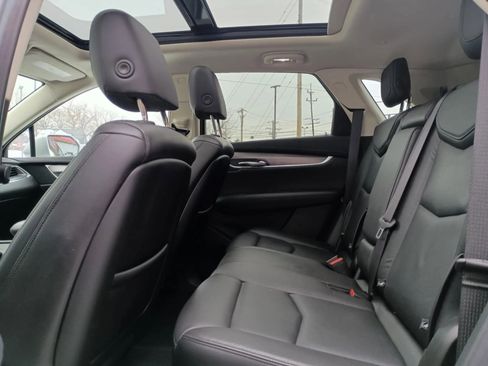 Used 2019 Cadillac XT5 Premium Luxury image 11