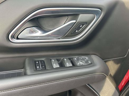 Used 2023 Chevrolet Tahoe Premier w/ LPO, Illumination Package AWD/4WD image 18