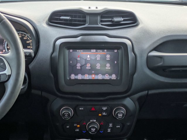 Certified 2021 Jeep Renegade Latitude FWD image 18