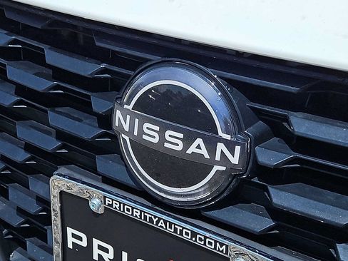 Used 2023 Nissan Altima 2.5 SR FWD image 29