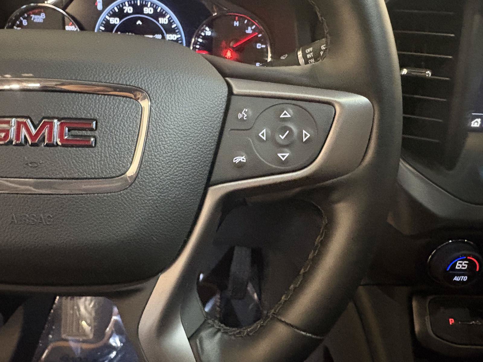 Used 2023 GMC Acadia AT4 w/ Technology Package AWD/4WD image 27