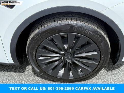 Used 2023 Tesla Model Y Long Range AWD/4WD image 14