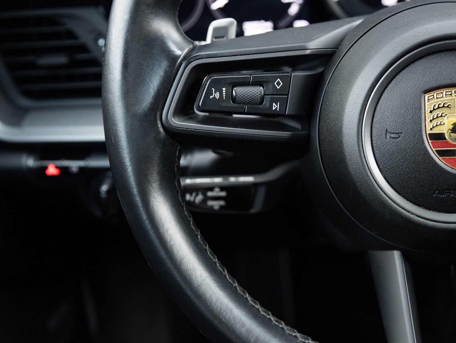Certified 2021 Porsche 911 Carrera RWD image 17