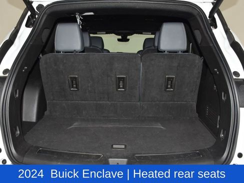 Used 2024 Buick Enclave Premium image 29
